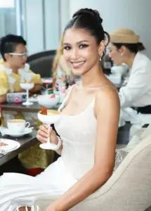 แพรว แพรววณิชยฐ์ 14 แพรว แพรววณิชยฐ์ ภาพที่ 14
